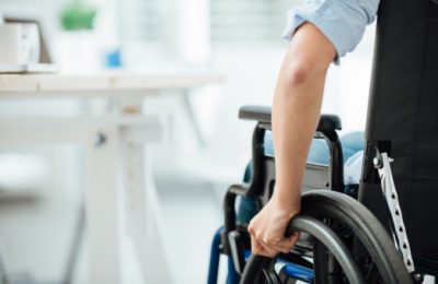 В Новосибирской области расширят категории получателей выплаты на адаптацию жилья для инвалидов