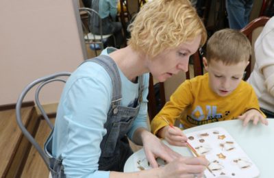 Более 100 площадок для оказания помощи семьям с детьми создано в регионе