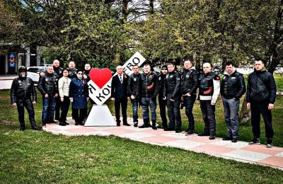 Новосибирские мотоклубы поздравили тружеников тыла