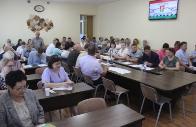 С 50-й сессии районного Совета депутатов