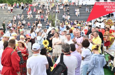 Губернатор Андрей Травников приветствовал участников и гостей гастротуристического фестиваля «В Сибири – ЕСТЬ!»