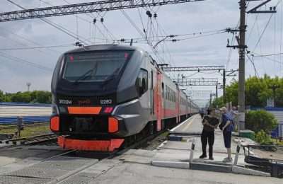 Дополнительные электрички на побережье Обского водохранилища начнут работать с 28 июня