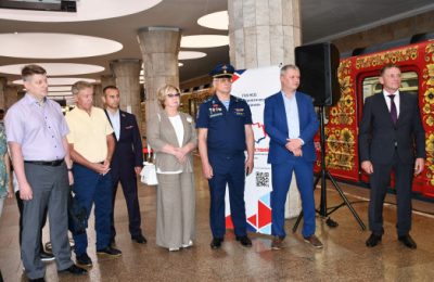 Память в движении: патриотический вагон запустили в новосибирском метро