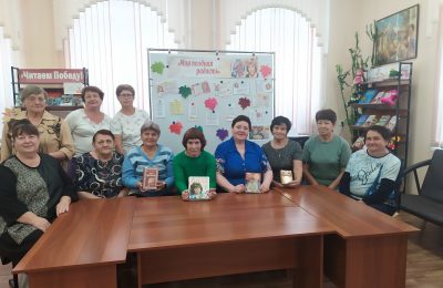 «Своей строкой я в душу загляну»