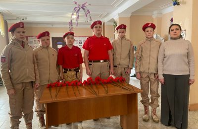 «Живая память сильнее времени»: в ДК «40 лет октября» почтили подвиг блокадного Ленинграда