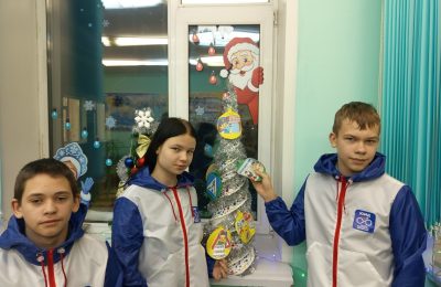 Акция «Ёлку наряжаем – ПДД повторяем!»