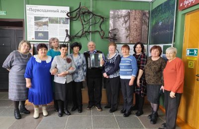 Есть в марте день особый