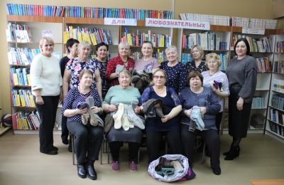 Серебряные спицы в золотых руках