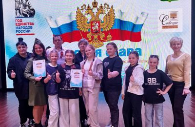 В коченёвском РДК «Созвездие» прошёл XXVII Межрайонный фестиваль-конкурс военно-патриотической песни «Русская Слава»