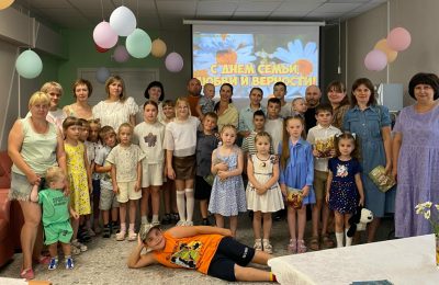Всей семьёй в библиотеку!